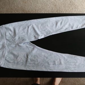 P'tula Desa'ree II Swift Leggings